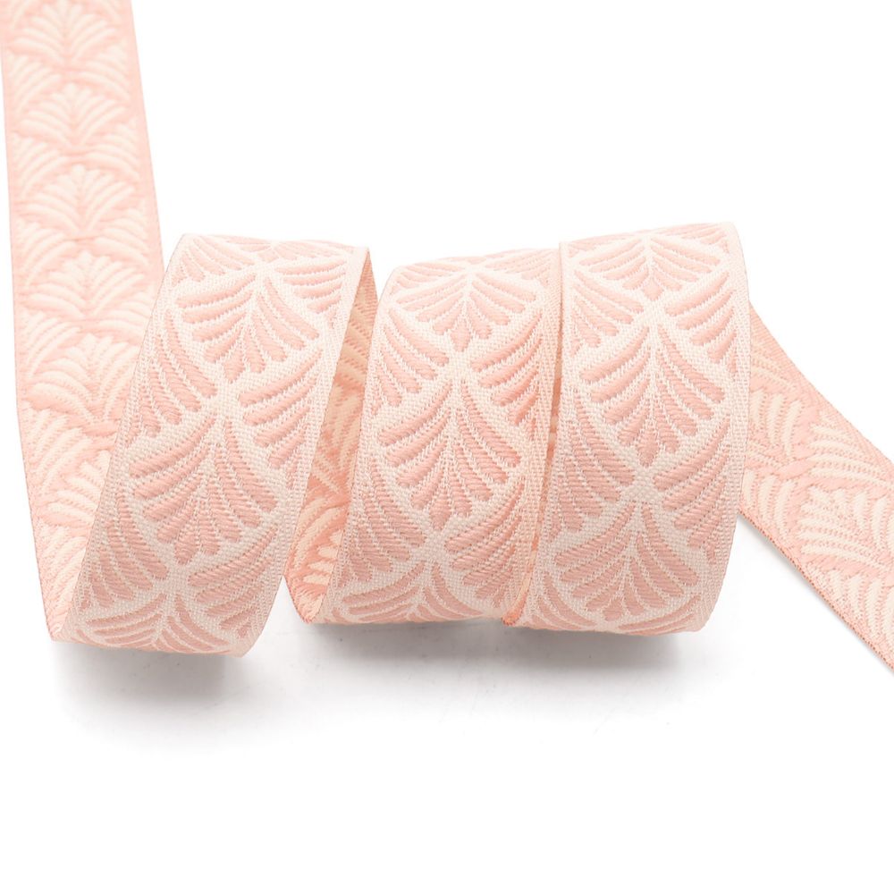 Лента (тесьма) жаккардовая 20.0 мм / 10±0.5 метров, бордюр Растительный орнамент 20273 V6 пудровый