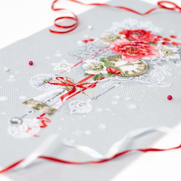 Набор для вышивания нитками Чудесная игла, Хрупкие мгновения, 18х37 см