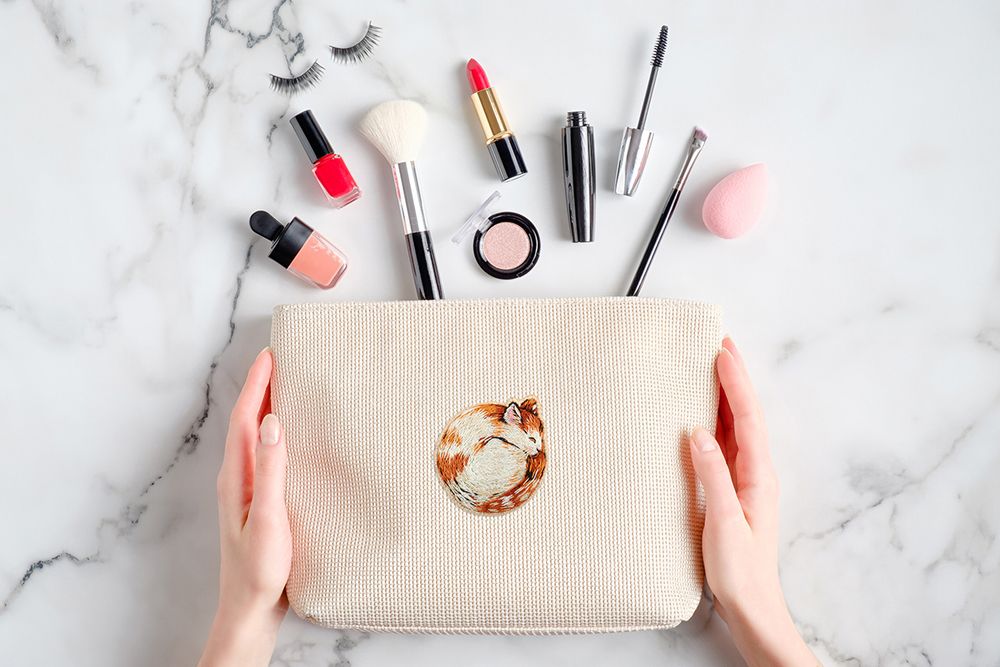 Набор для вышивания нитками Panna Живая картина JK-2322, Брошь. Спящий котик, 4.5х4.5 см