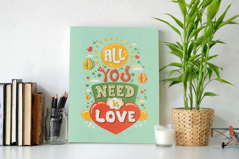 Алмазная (кристальная) мозаика Фрея, постер Всё, что тебе нужно-любовь, 30х40 см