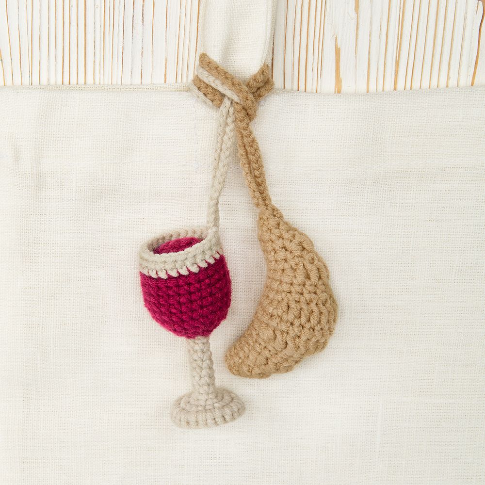 Набор для вязания игрушки Miadolla AMG-MN-0151, Вино и круассан, 7 см