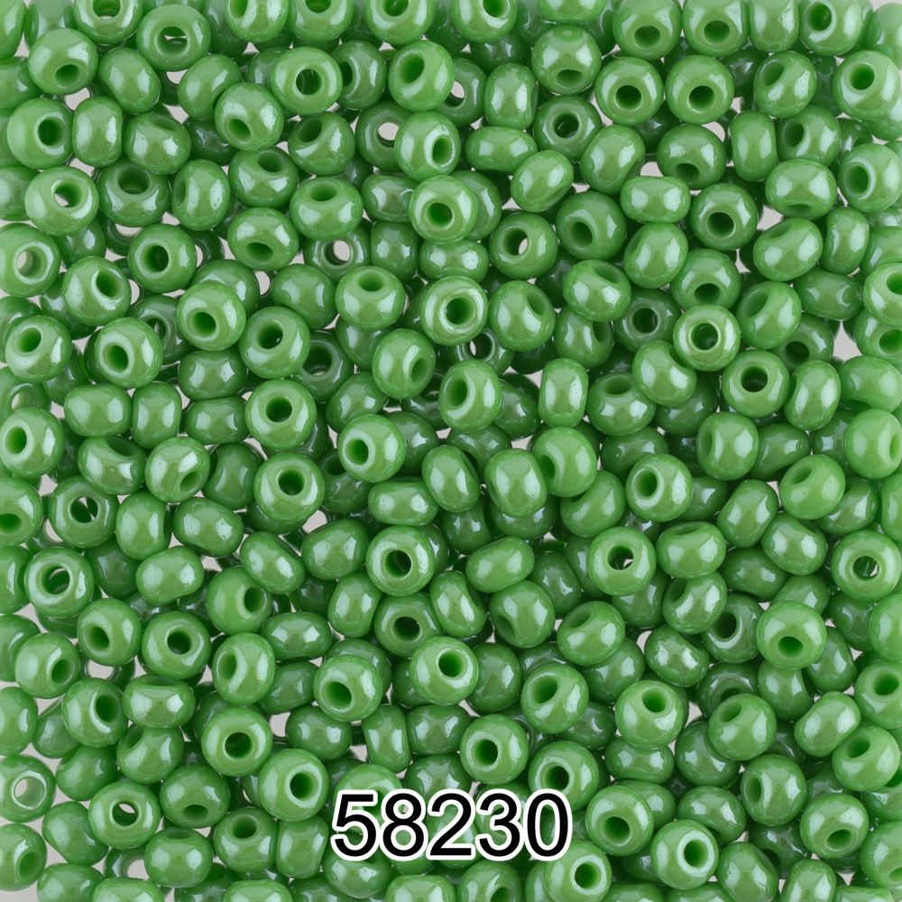 Бисер Preciosa круглый 10/0, 2.3 мм, 500 г, 58230 (Ф074) салатовый