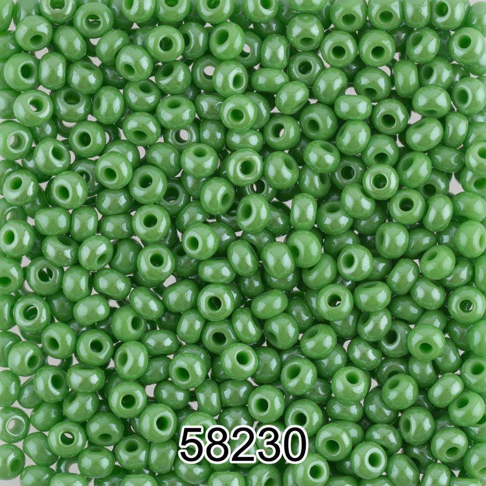 Бисер Preciosa 10/0 (2.3 мм), 500 г, 58230 (Ф074) салатовый