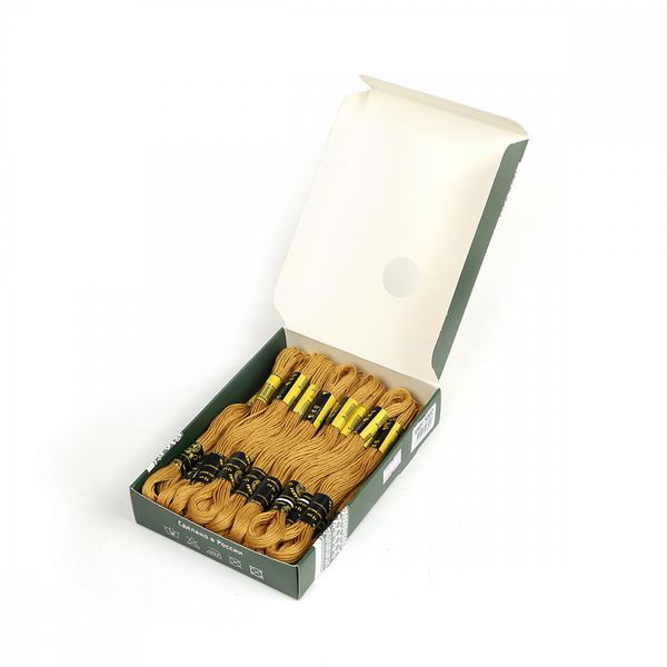 Мулине ПНК им.Кирова цв.5002 св.хаки, 24 мотка по 8 метров