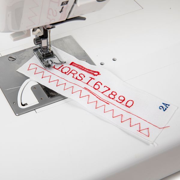 Швейная машина бытовая Micron Memory 500