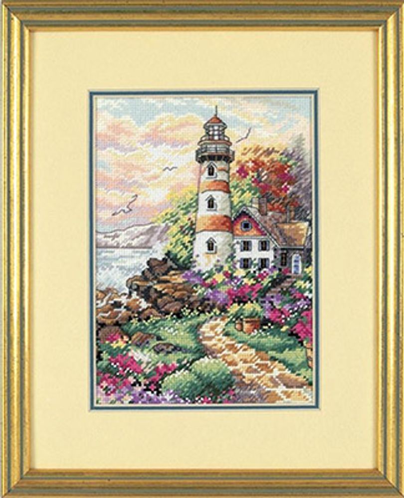 Набор для вышивания нитками Dimensions 06883, Маяк на рассвете, 13х18 см