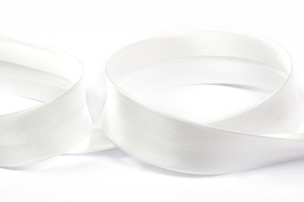 Косая бейка атласная 30 мм / 25 метров, белый 001, Gamma GK-30P
