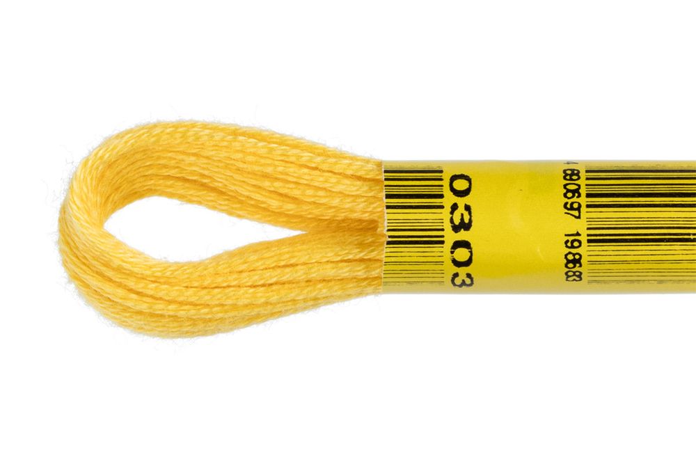 Мулине ПНК им.Кирова цв.0303 т.желтый, Россия, 24 мотка по 8 метров