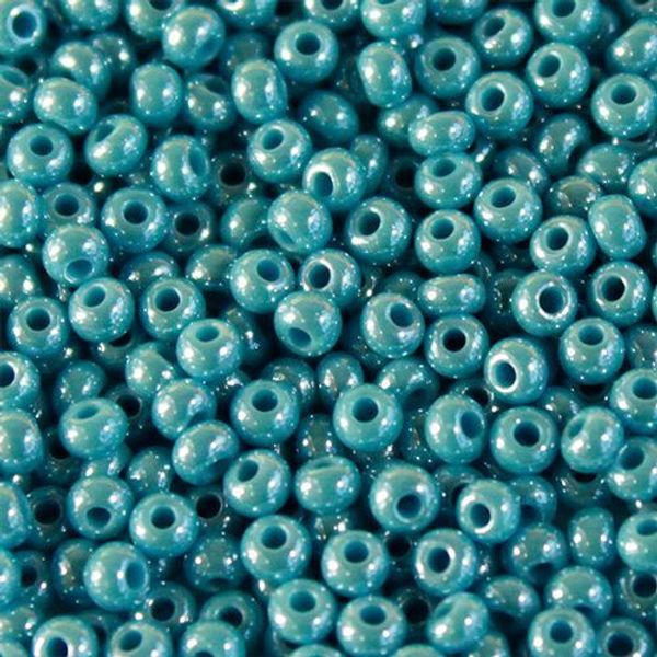 Бисер Preciosa 10/0 (2.3 мм), 1х50 г, непрозрачный с покрытием, цв. 68030