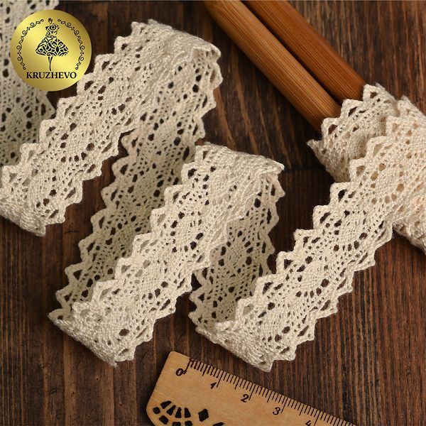 Кружево вязаное (тесьма) 20 мм, диз. 294, цв.01 натуральный, уп. 50 м, Kruzhevo