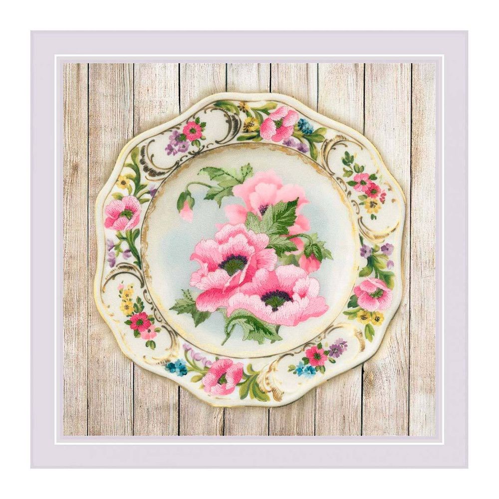 Набор для вышивания нитками Риолис, Частичная вышивка Риолис Тарелка с розовыми маками. Гладь 21х21см