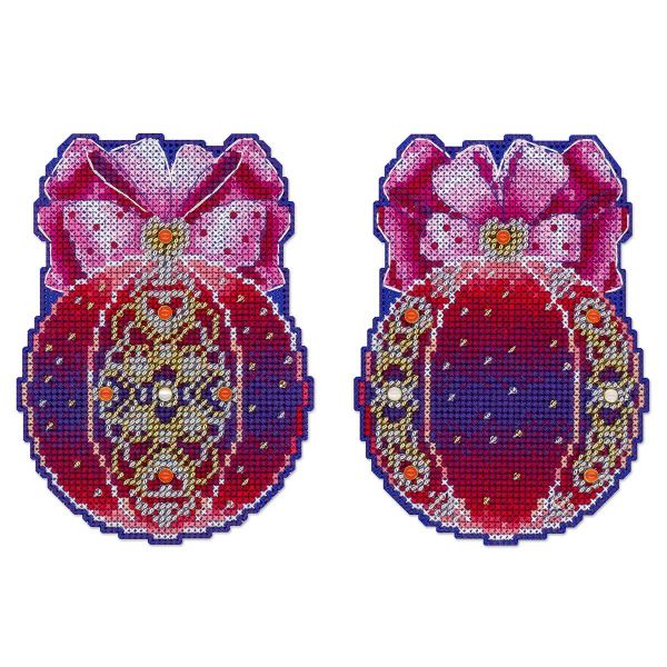 Набор для вышивания нитками МП Студия Р-1310, на пластиковой канве Елочный шар. Волшебство сердца, 12х9 см