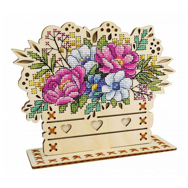 Набор для вышивания нитками МП Студия, на дереве Цветочная композиция 14х17см