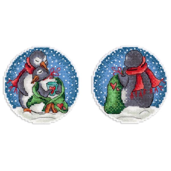 Набор для вышивания нитками МП Студия Р-1157, на пластиковой канве Романтичные пингвины, 9х9 см