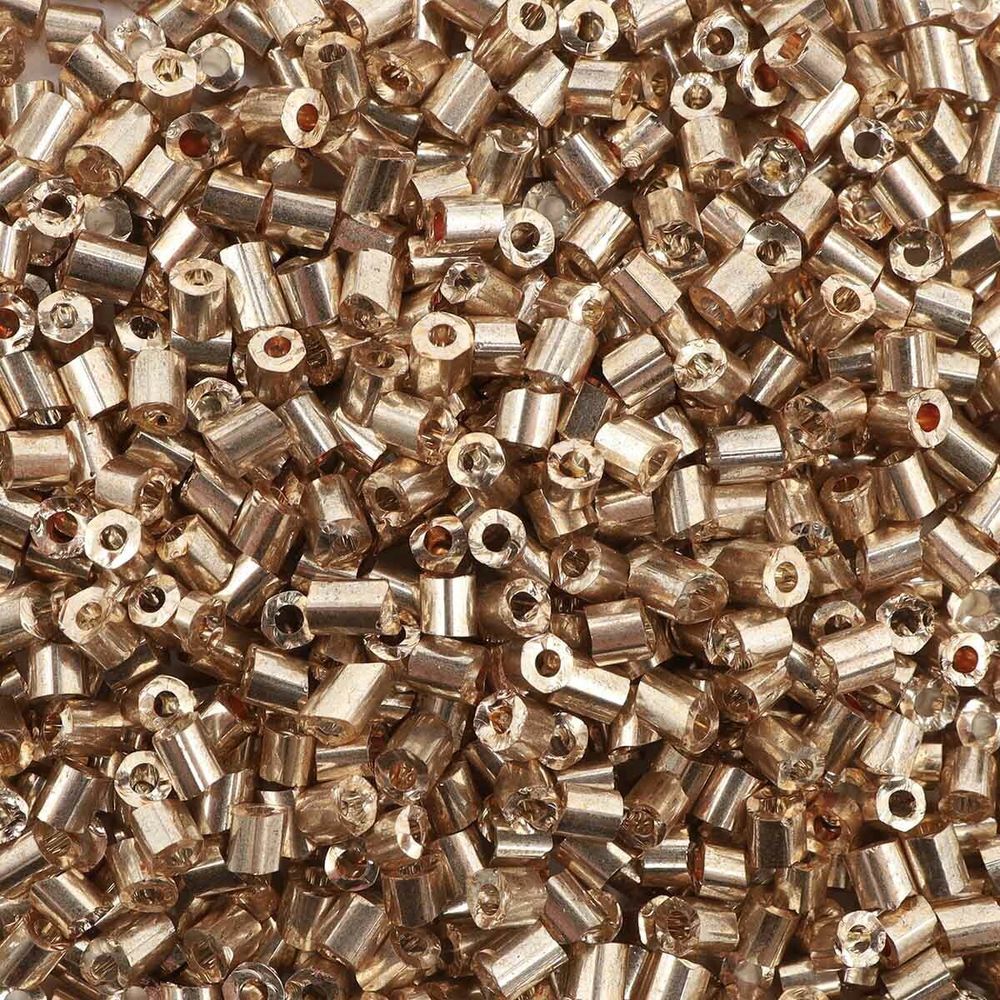 Рубка Astra&Craft 11/0 (2.1 мм), 150 г (10х15 г), цв. 1107-О золото/металлик)