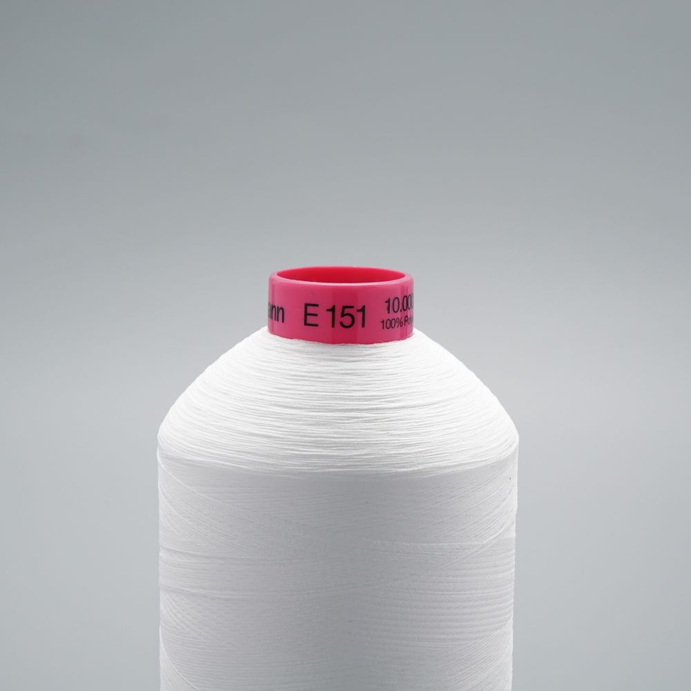 Нитка текстурированная Gutermann E 151, 10000 м, 715328, 111 айвори, 1 катушка