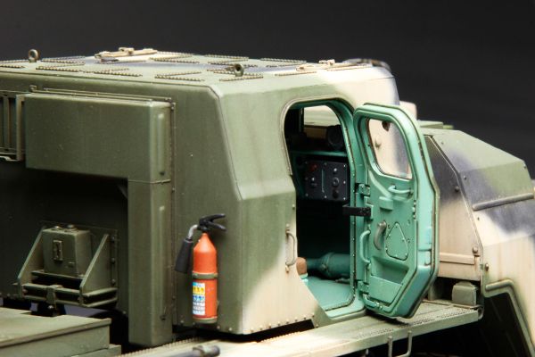 Модель сборная: система залпового огня, 9А52-2 СМЕРЧ 1/35, Meng SS-009