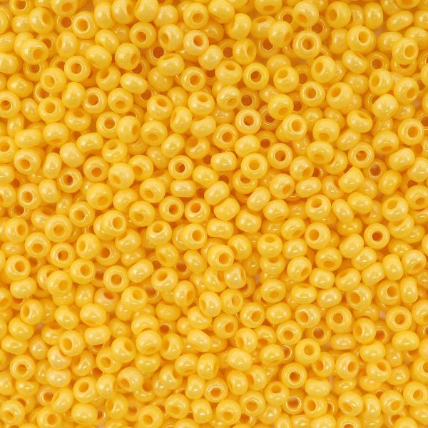 Бисер Preciosa 10/0 (2.3 мм), 500 г, мелованный, круг.отв., (16383) 331-19001-10/0