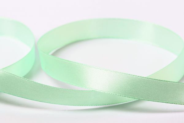 Лента атласная 1-сторонняя 12.0 мм / 33±2 метра, 056 серо-зеленый, Gamma