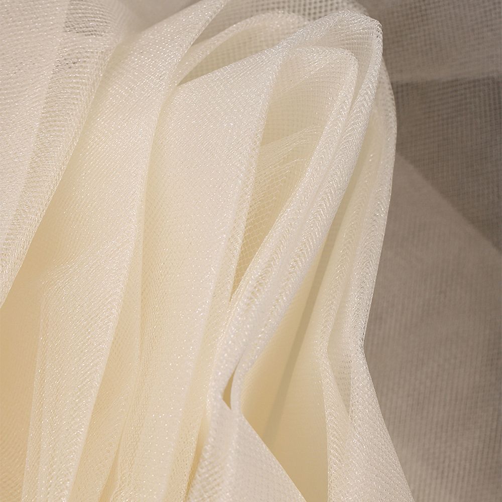 Фатин кристалл средней жесткости блестящий 300 см / 50 метров, K.TRM.004, цв.04