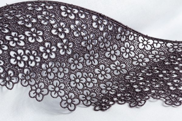 Кружево гипюр (плетёное) 82 мм / 10 м, серый, Gamma GGM-8202