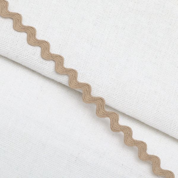 Тесьма вьюнчик 9 мм, 30м (бежевый), 30 м