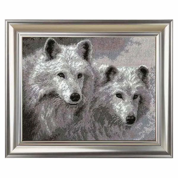 Набор для вышивания нитками Hobby&Pro, Белые волки, 29х23 см