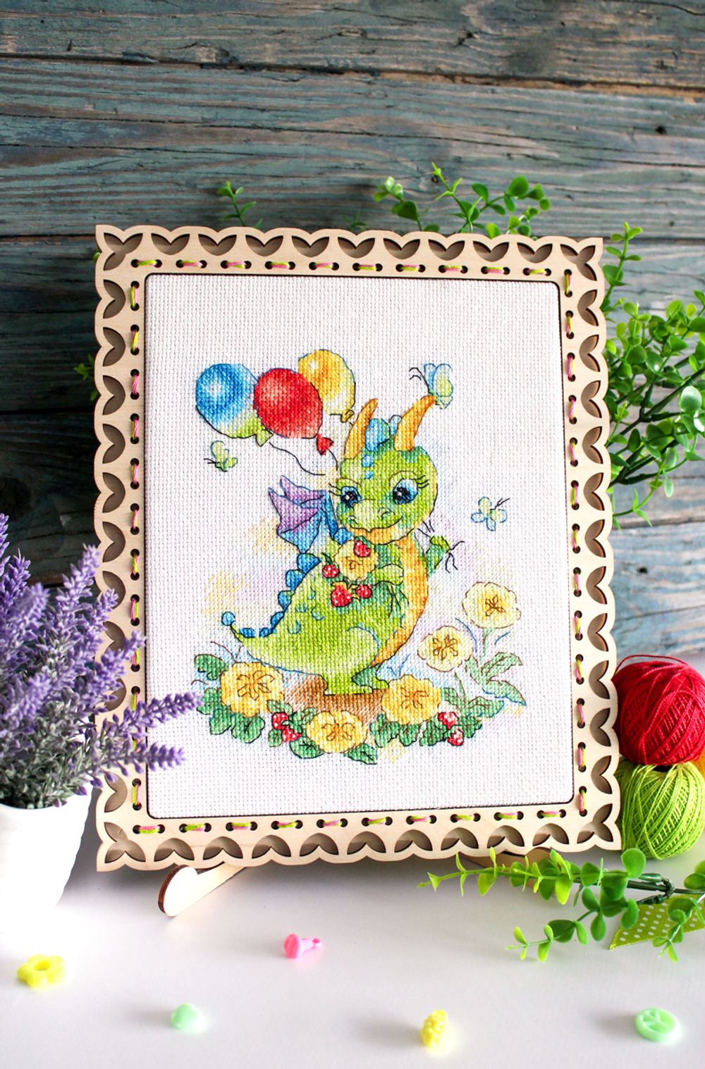 Набор для вышивания нитками МП Студия (Жар-птица), На цветущем лугу, 18х15 см