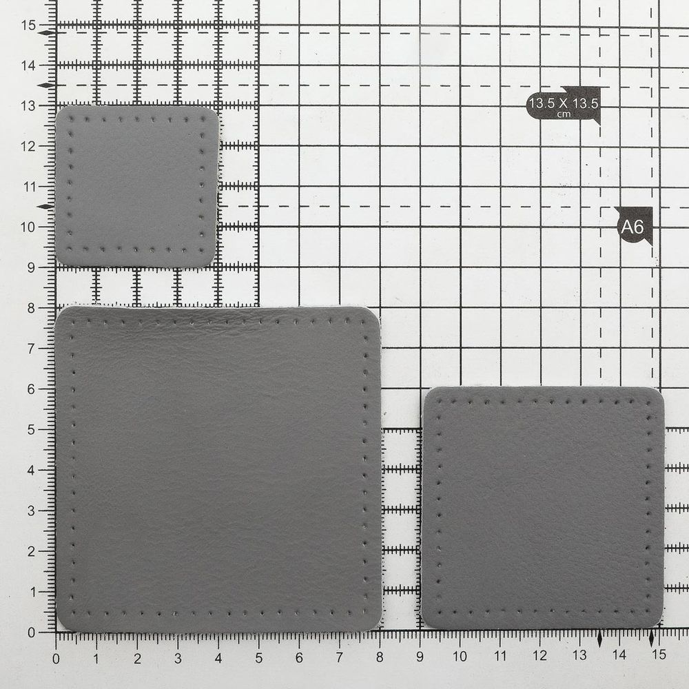 Набор заплаток пришивных из кожи, квадрат 4см, 6см и 8см, с перфорацией, 3 шт, 100% кожа (07 серый), 9402