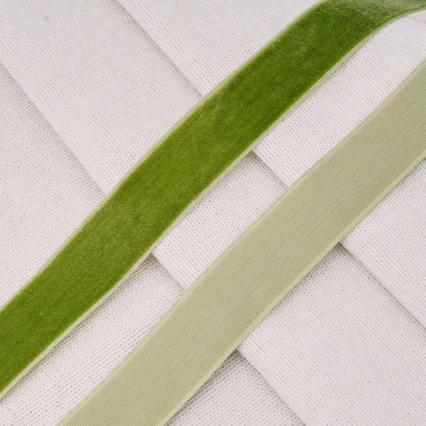 Лента бархатная (тесьма) 20.0 мм / 32.9±2 метров, 0081-1901, 158 зеленый