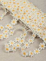 Кружево гипюр (плетёное) ромашка 15 мм / 13.71 метра, TBY.12243/1, цв.белый+желтый, Kruzhevo