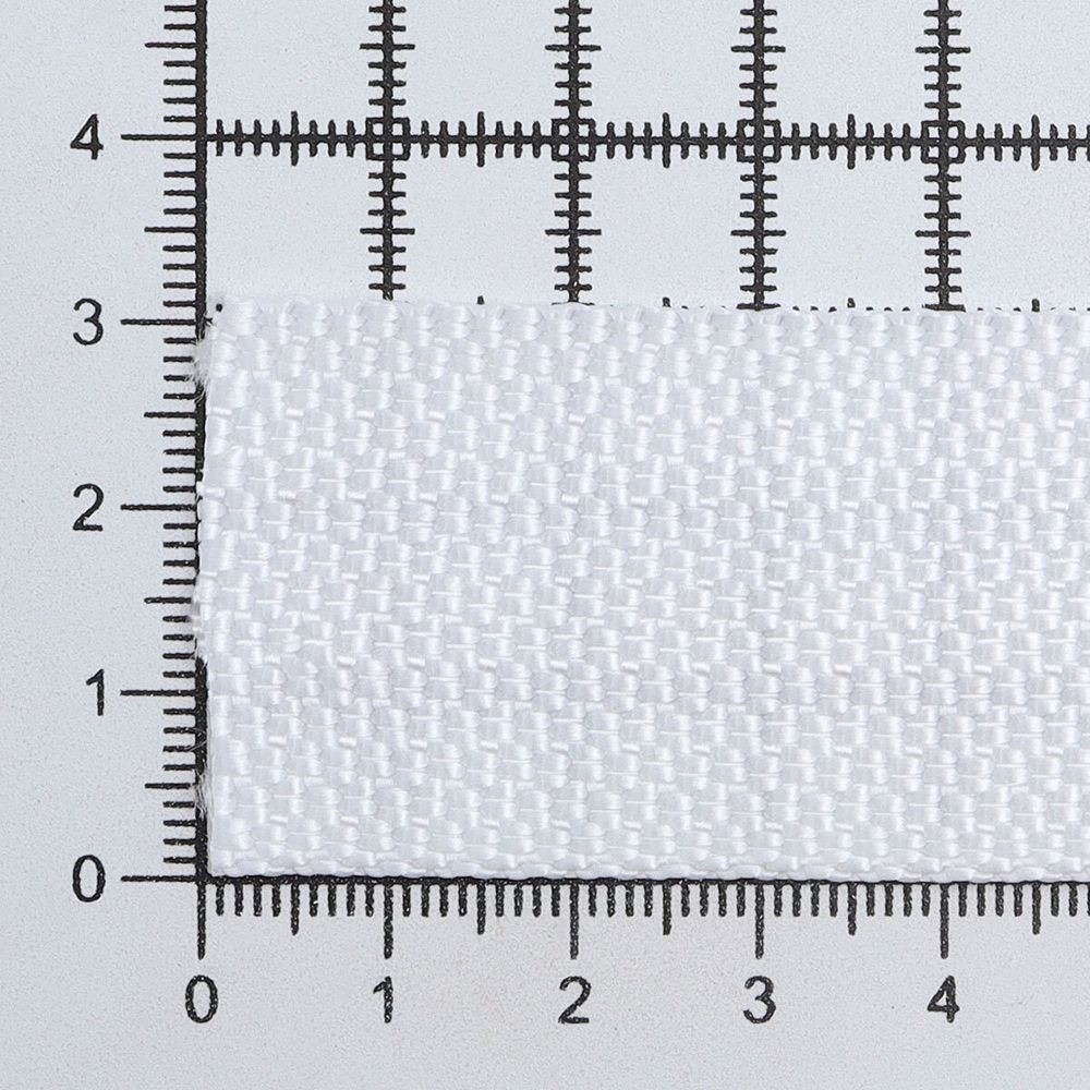 Стропа (ременная лента) 30 мм / 50 метров, толщ. 0.5 мм, [20.5 г/пог.м], 100% п/э, 003 белый
