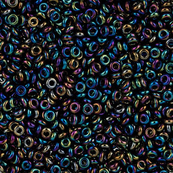 Бисер Toho 11/0 Demi 2 (2.2 мм), 25 г (5х5 г), 0086 радужный