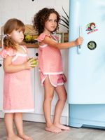 Кристальная (алмазная) мозаика Фрея CMF-ALVM-121, магнит, Опять мир спасать, 11.5х10 см