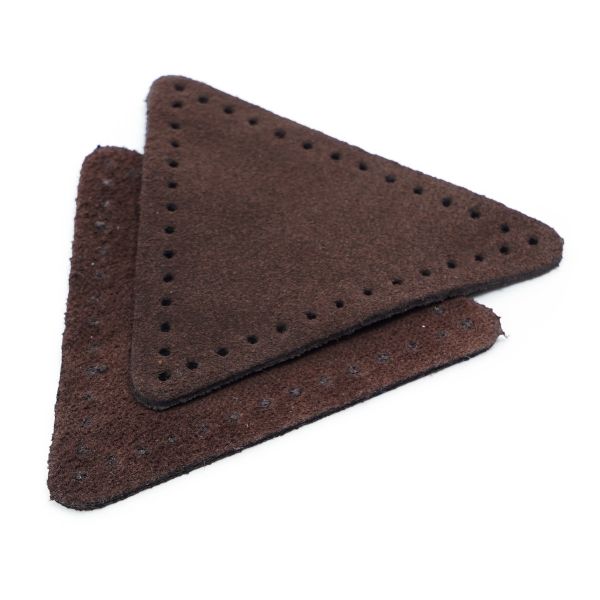 Заплатки пришивные из замши, треугольник равносторонний 6см с перфорацией, 2 шт, 100% кожа, 21 темно-коричневый, 59116