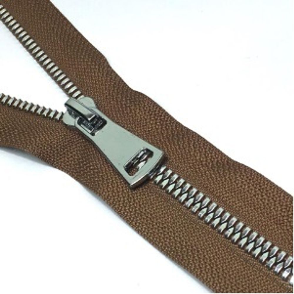 Молния трактор Т5 (5 мм) 1 зам., разъем., 65 см, никель, цв. D033 карамель, MaxZipper Premium, 1 шт /TOS/