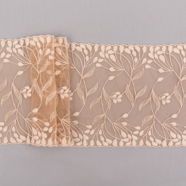 Кружево бельевое эластичное 170 мм / 3±0.2 метра, на сетке, Турция, натуральный, Gamma GKME-17002