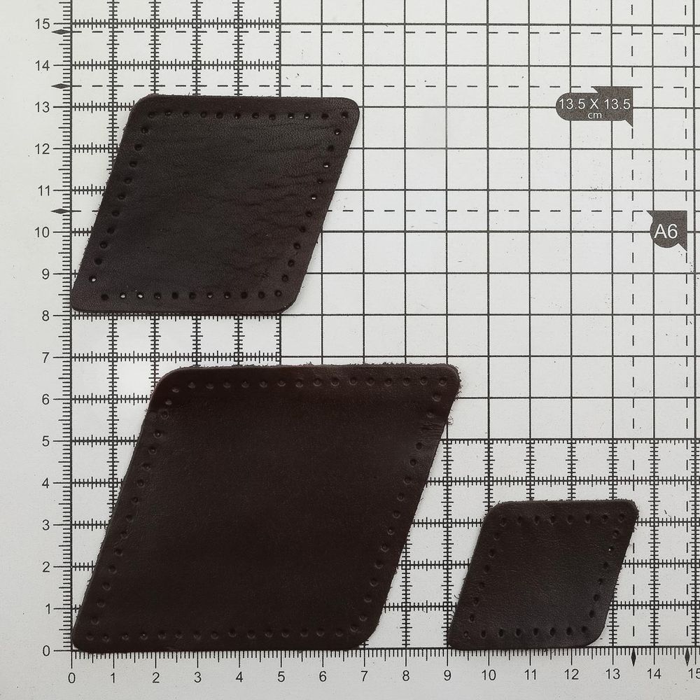Набор заплаток пришивных из кожи, ромб 4х5,6см, 6х8,4см, 8х11,2см, с перфорацией, 3 шт (03 темно-коричневый), 9405