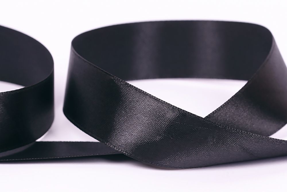 Лента атласная 1-сторонняя 25.0 мм / 33±2 метра, 113 черный, Gamma