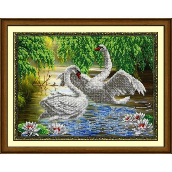 Набор для вышивания бисером Паутинка, Лебеди 38х28 см