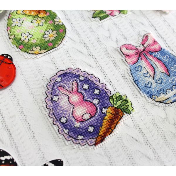 Набор для вышивания на пластиковой канве МП Студия Пасхальный квартет 8х7см, Р-589