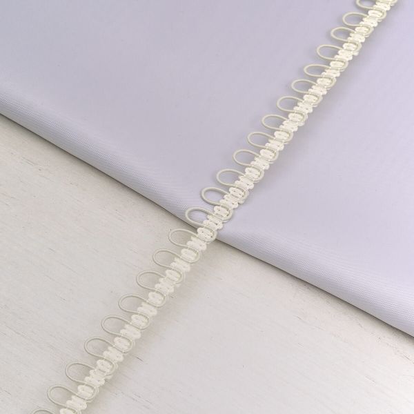 Тесьма декоративная с петлями 15 мм / 18.29 метра, молочный, 13-7735
