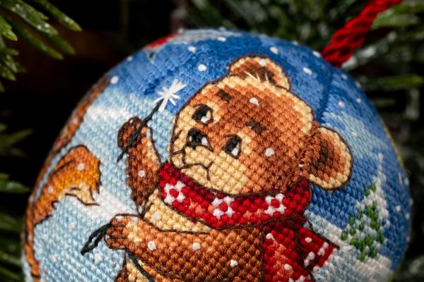 Набор для вышивания нитками Panna, новогодняя игрушка Праздник к нам приходит, 6х6 см