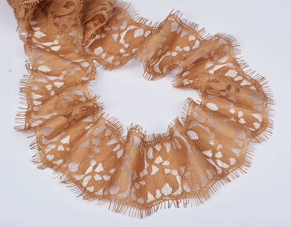 Кружево шантильи (реснички) 70 мм, диз. 825, цв.067 кофе, уп. 30 м, по 3 м, Kruzhevo