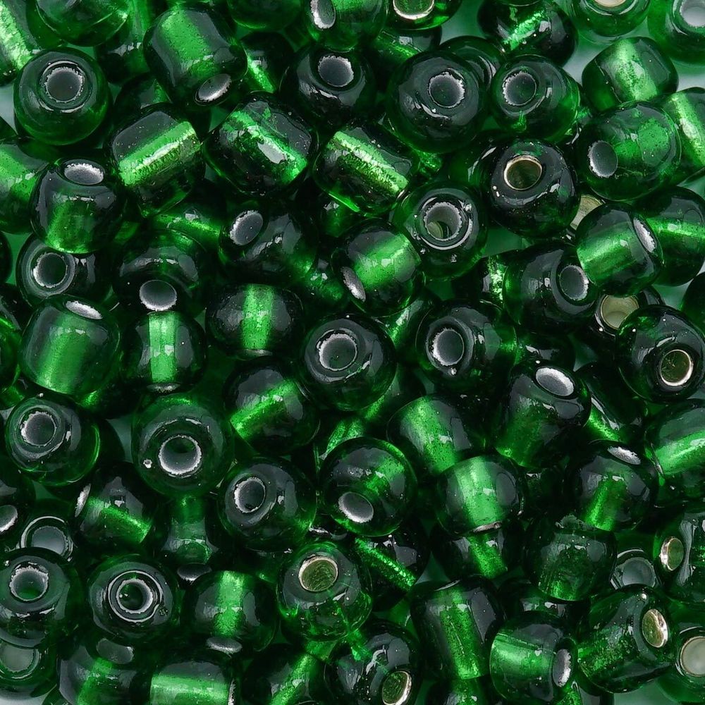 Бисер Astra&Craft 6/0 (4.1 мм), 150 г (10х15 г), цв. 27В зеленый/прозр.серебрист.центр