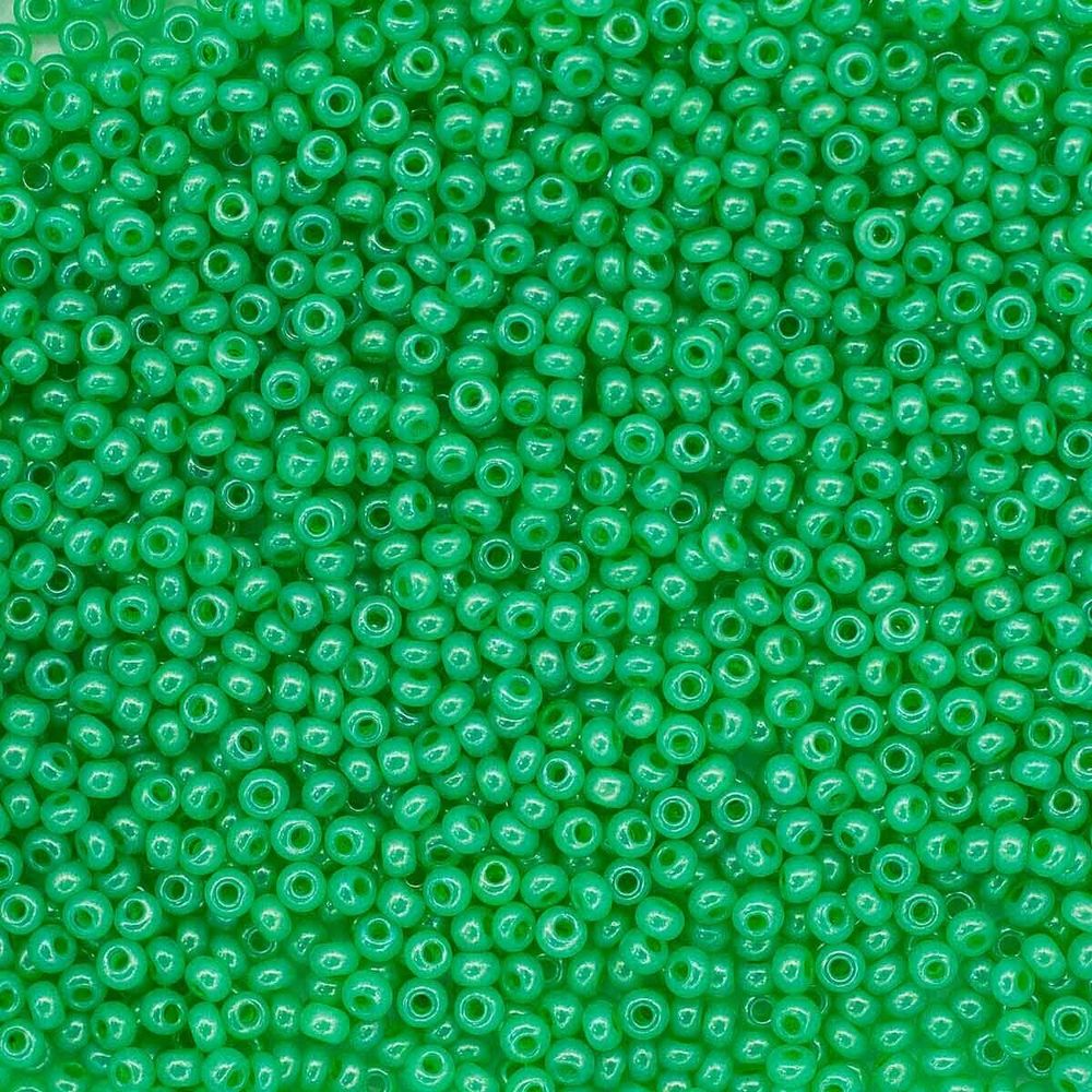 Бисер Preciosa алебастр с цветным покрытием 10/0 (2.3 мм), круг.отв., 50 г, (17356)