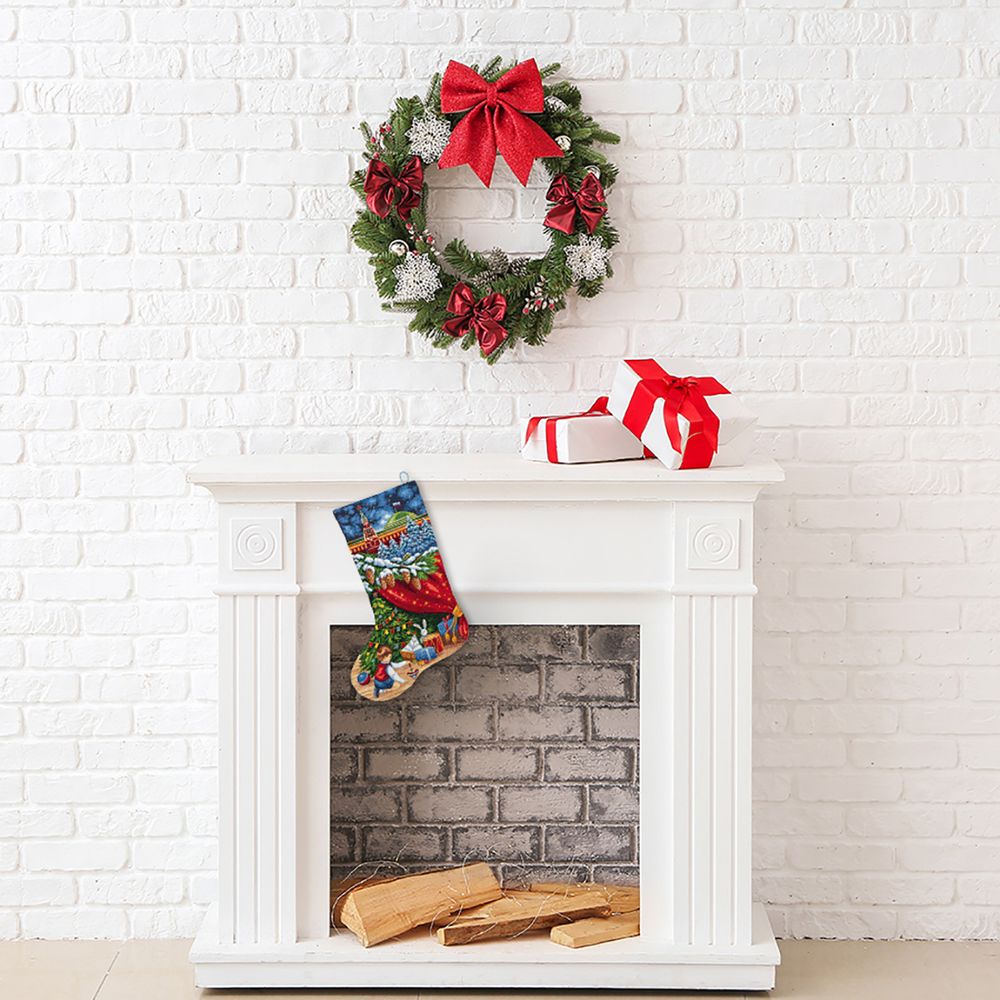 Набор для вышивания нитками Panna, Сапожок с Кремлем, 40.5х26 см