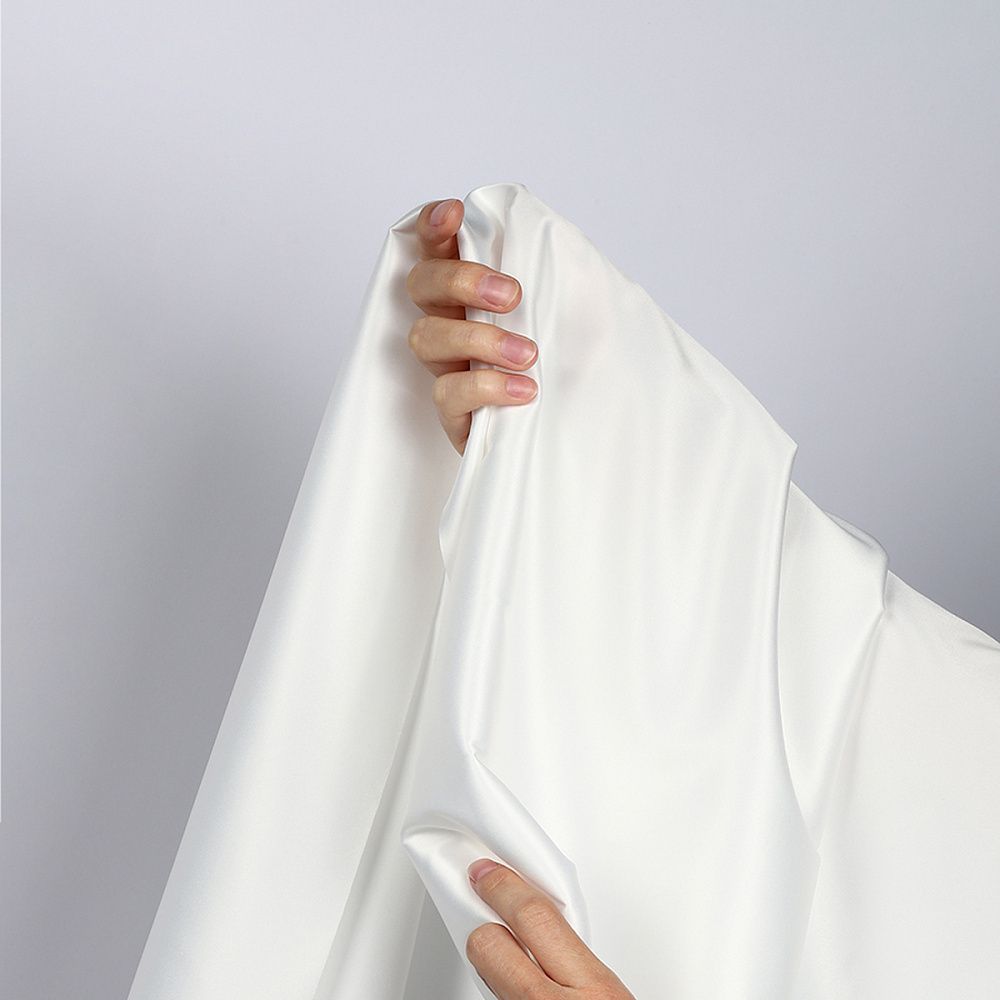 Атлас стрейч для нижнего белья 107 г/м², 125 см / 25 метров, 0180 цв.белый