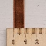 Лента бархатная (тесьма) 09.0 мм / 32.9±2 метров, 0081-1006, 208 коричневый