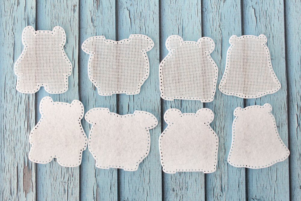 Набор для вышивания нитками МП Студия (Жар-птица), Монстрики. Значки. Магниты, 8х7 см